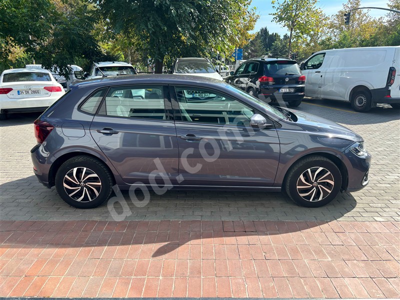 Volkswagen POLO 2023 116.840 km 4