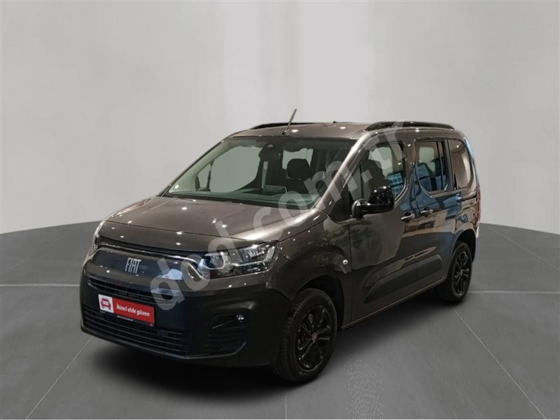 Fiat DOBLO 2023 30.995 km