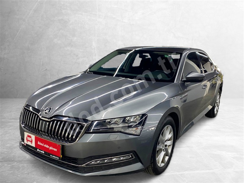 Skoda SUPERB 2023 77.066 km