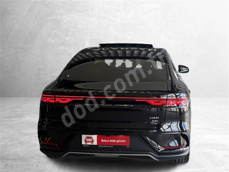 BYD HAN 2025 6.100 km 6