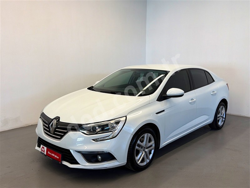 Renault MEGANE 2020 81.526 km