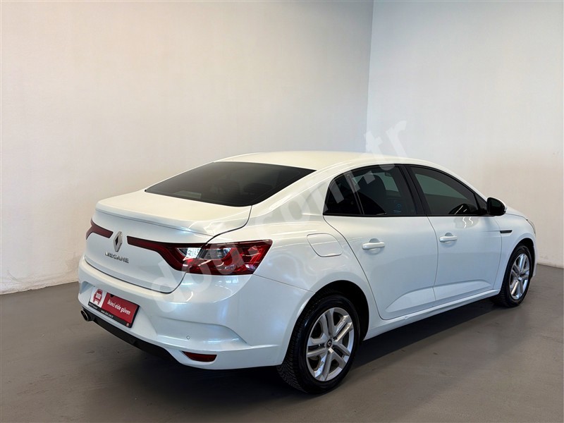Renault MEGANE 2020 81.526 km 5