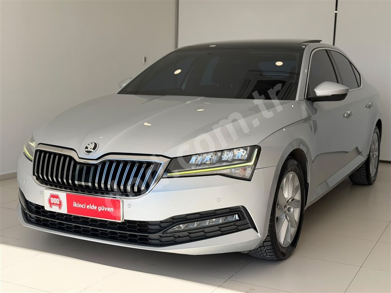 Skoda SUPERB 2019 250.812 km