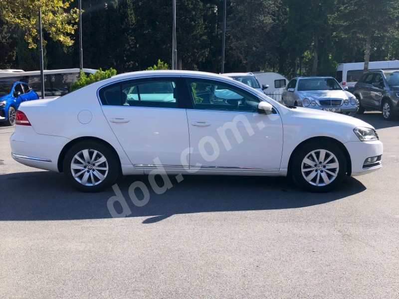 Volkswagen PASSAT 2014 115.174 km 4
