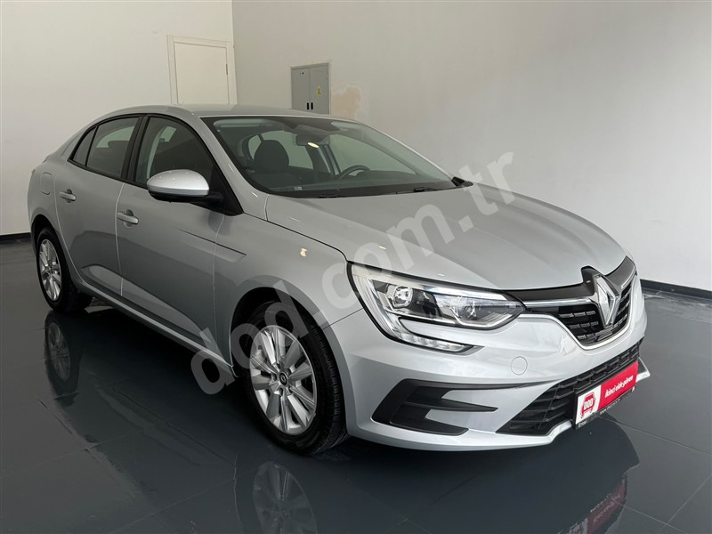 Renault MEGANE 2025 6.994 km 3