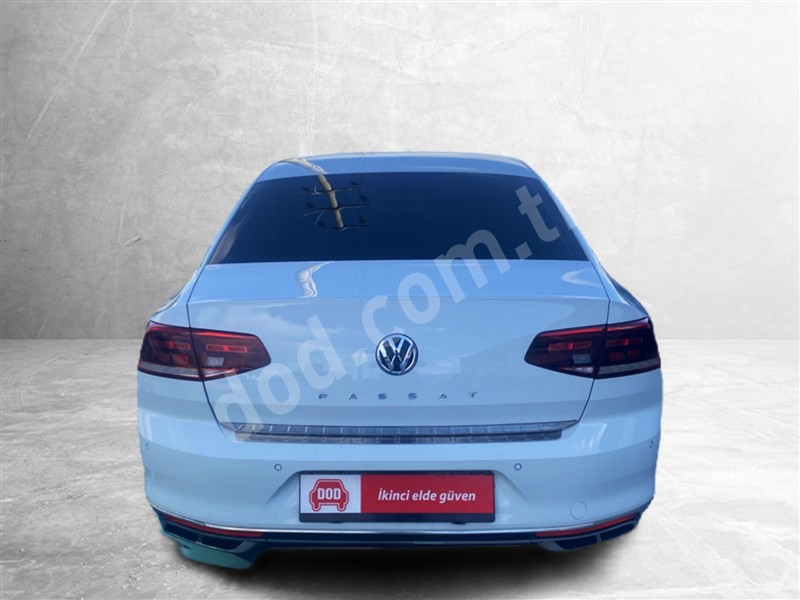 Volkswagen PASSAT 2019 195.395 km 6
