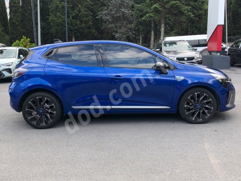Renault CLIO 2024 20.628 km 4