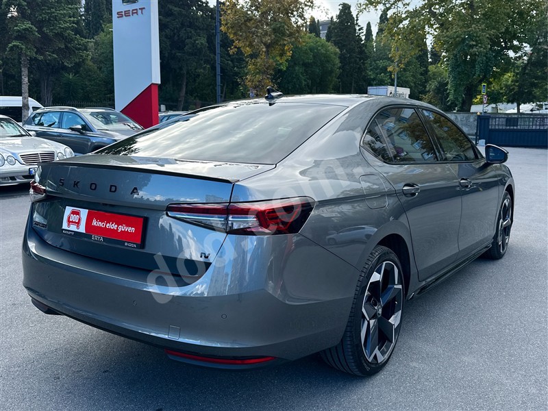 Skoda SUPERB 2025 6.100 km 5