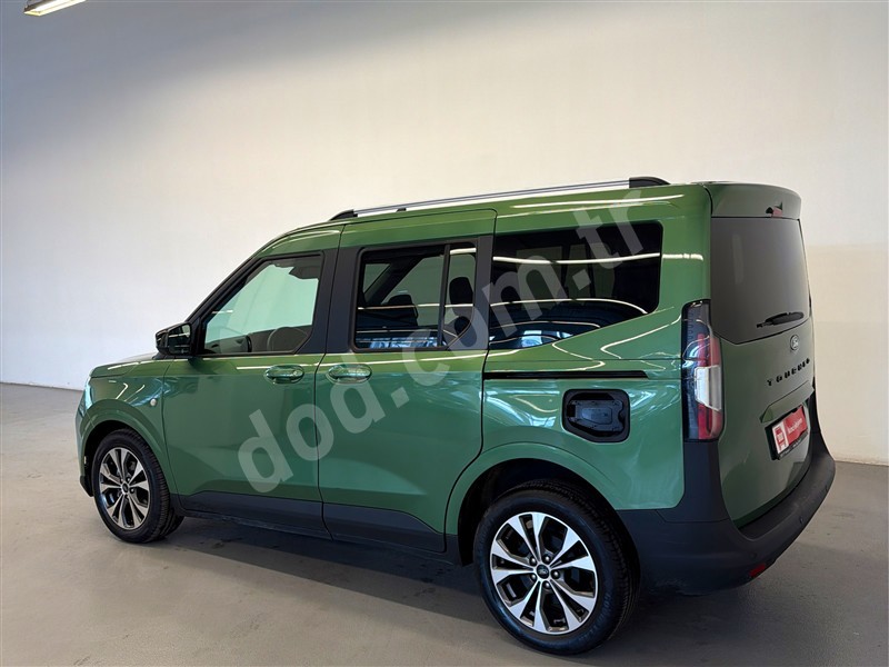 Ford TOURNEO COURIER 2025 27.509 km 7