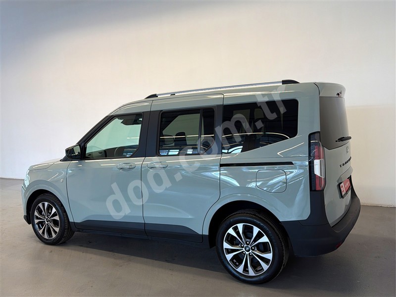 Ford TOURNEO COURIER 2025 34.753 km 7