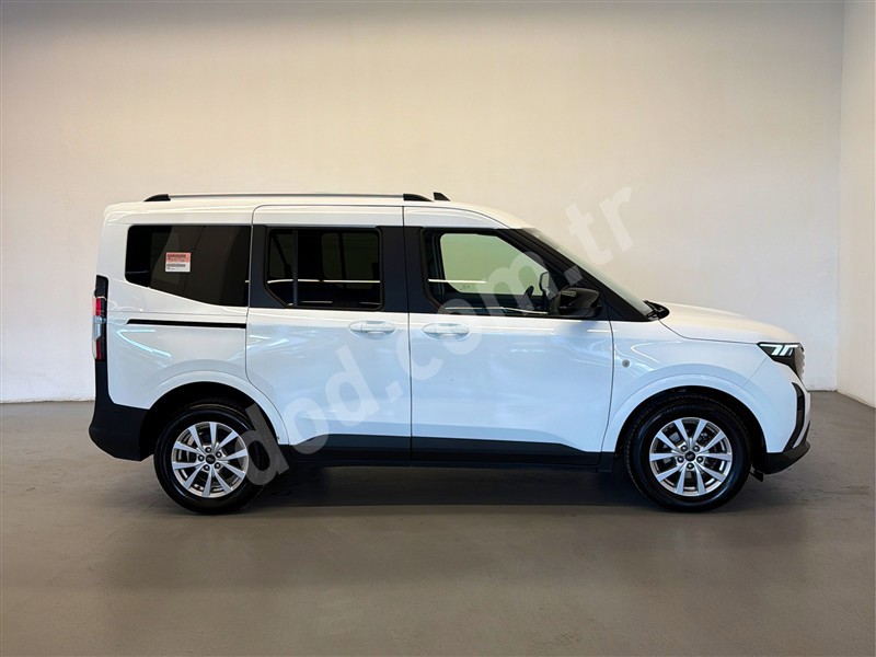 Ford TOURNEO COURIER 2025 34.533 km 4