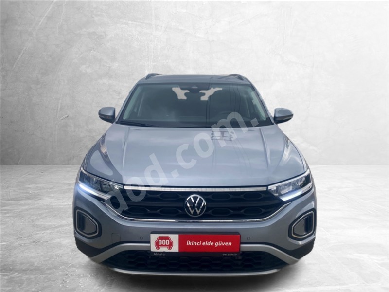 Volkswagen T-ROC 2025 8.773 km 2