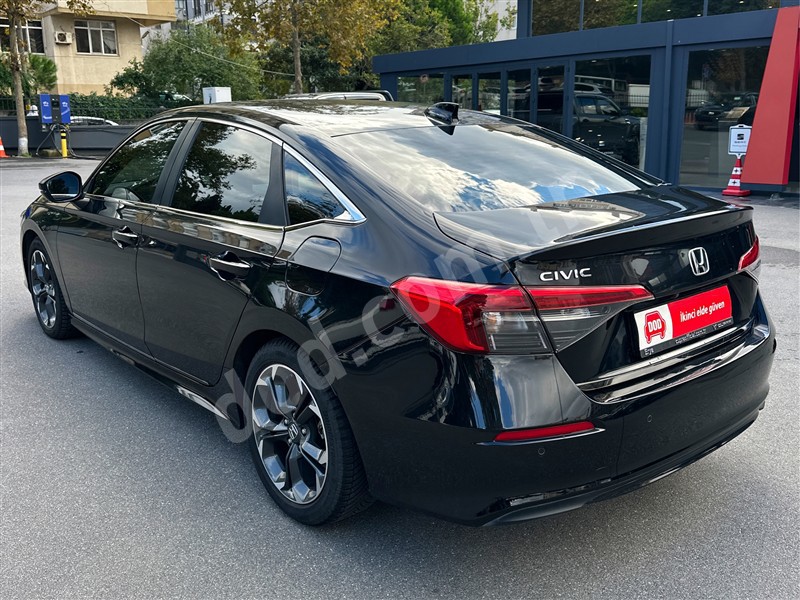 Honda CIVIC 2023 67.195 km 7