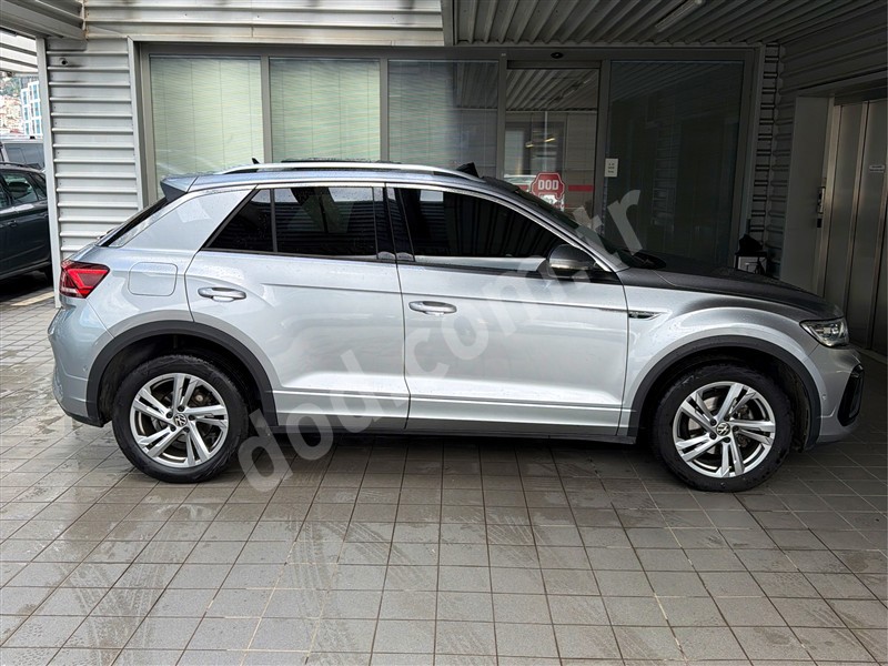 Volkswagen T-ROC 2023 83.422 km 4