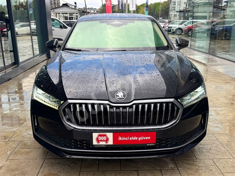 Skoda SUPERB 2025 53.847 km 2