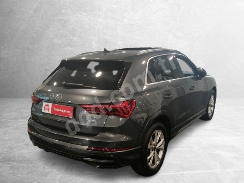 Audi Q3 2022 32.600 km 5