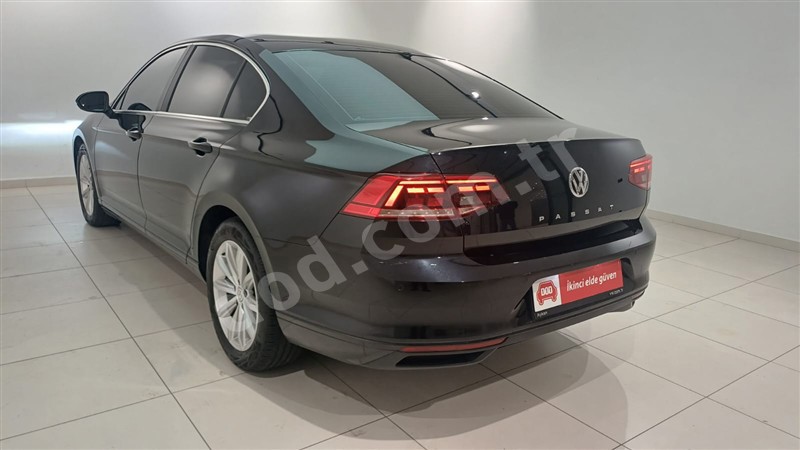 Volkswagen PASSAT 2019 109.250 km 7