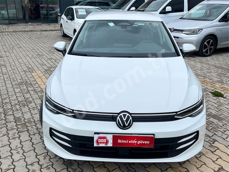 Volkswagen GOLF 2025 6.125 km 2