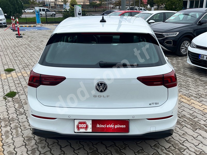 Volkswagen GOLF 2025 6.125 km 6