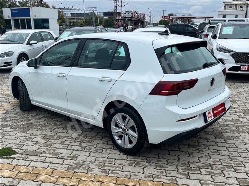 Volkswagen GOLF 2025 6.125 km 7