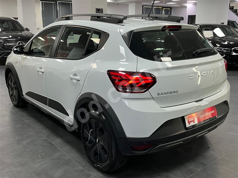 Dacia SANDERO 2024 40.325 km 7
