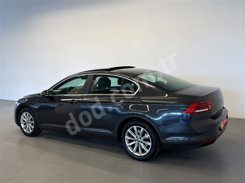 Volkswagen PASSAT 2022 38.093 km 7