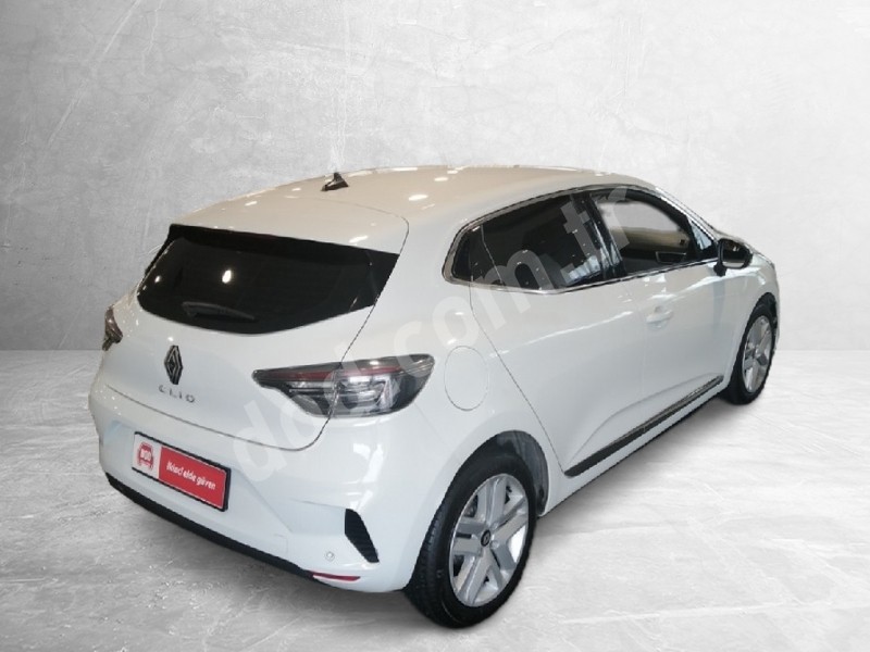 Renault CLIO 2023 89.000 km 5