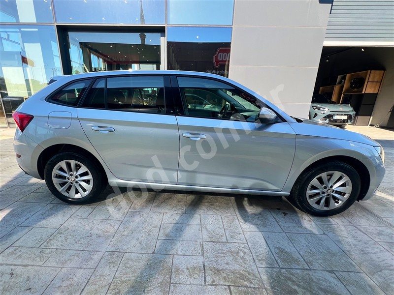 Skoda SCALA 2023 76.365 km 4