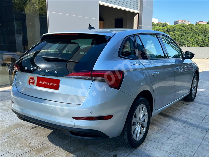 Skoda SCALA 2023 76.365 km 5