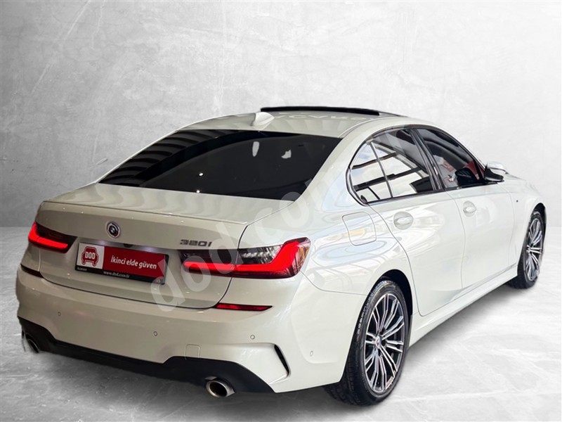 BMW 320I 2022 106.582 km 5